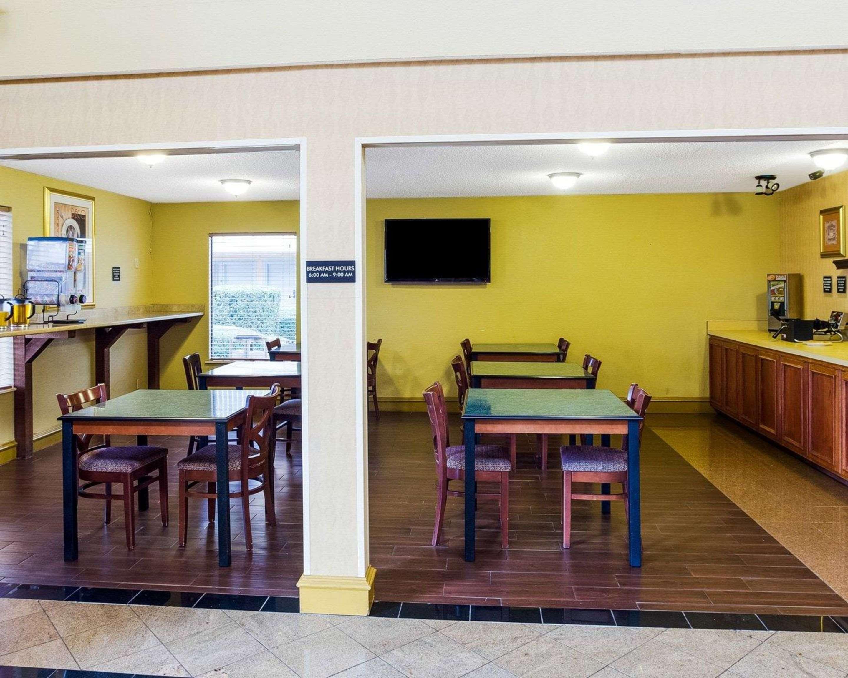 Rodeway Inn y Suites Fiesta Park San Antonio Exterior foto